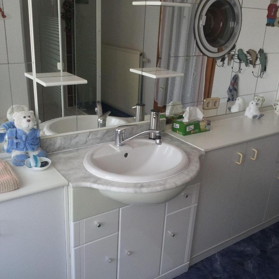 Haus-In-Gemuenden-An-Der-Wohra Apartment Gemunden an der Wohra Luaran gambar
